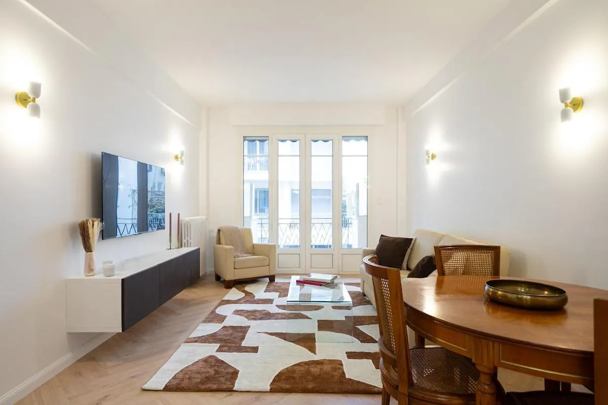 Apartament Beautiful 3 Rooms, Carre D 'Or Nicea